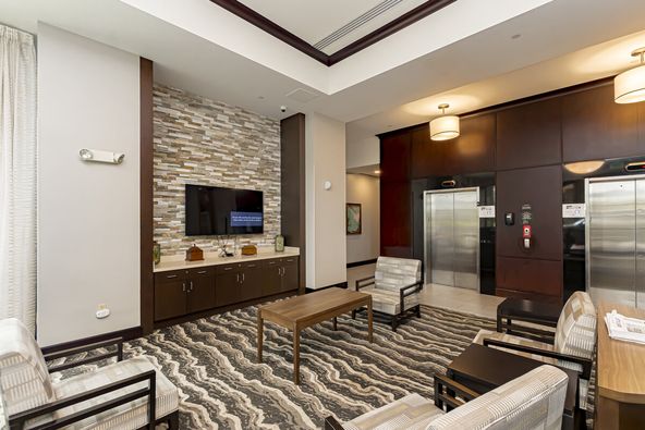 Staybridge Suites: 4001 Nicholson Dr, Baton Rouge, LA 70808